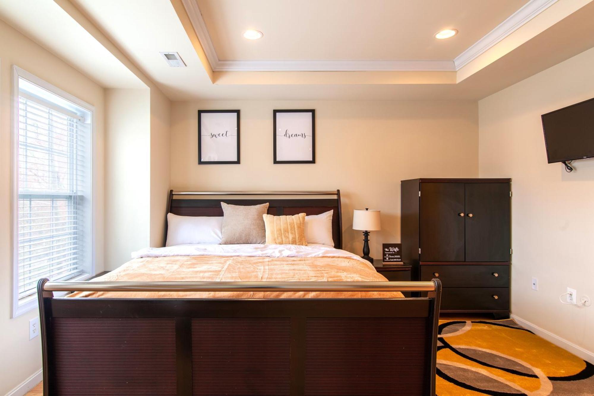 Luxury & Homey Private In Dc Bed and breakfast *